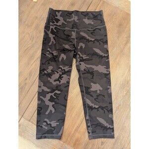 ZYIA Camo Capri Leggings 6-8